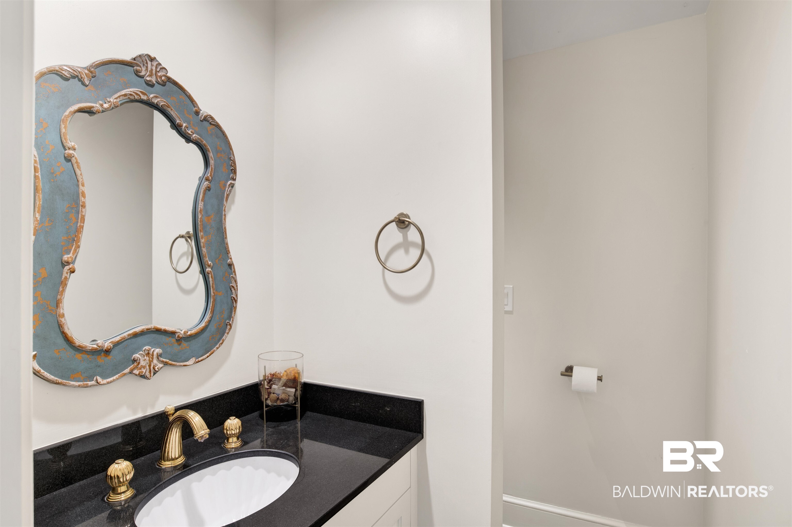 3816 Austill Lane Mobile, AL 36608 - Photo 46 of 80 Bathroom featuring vanity