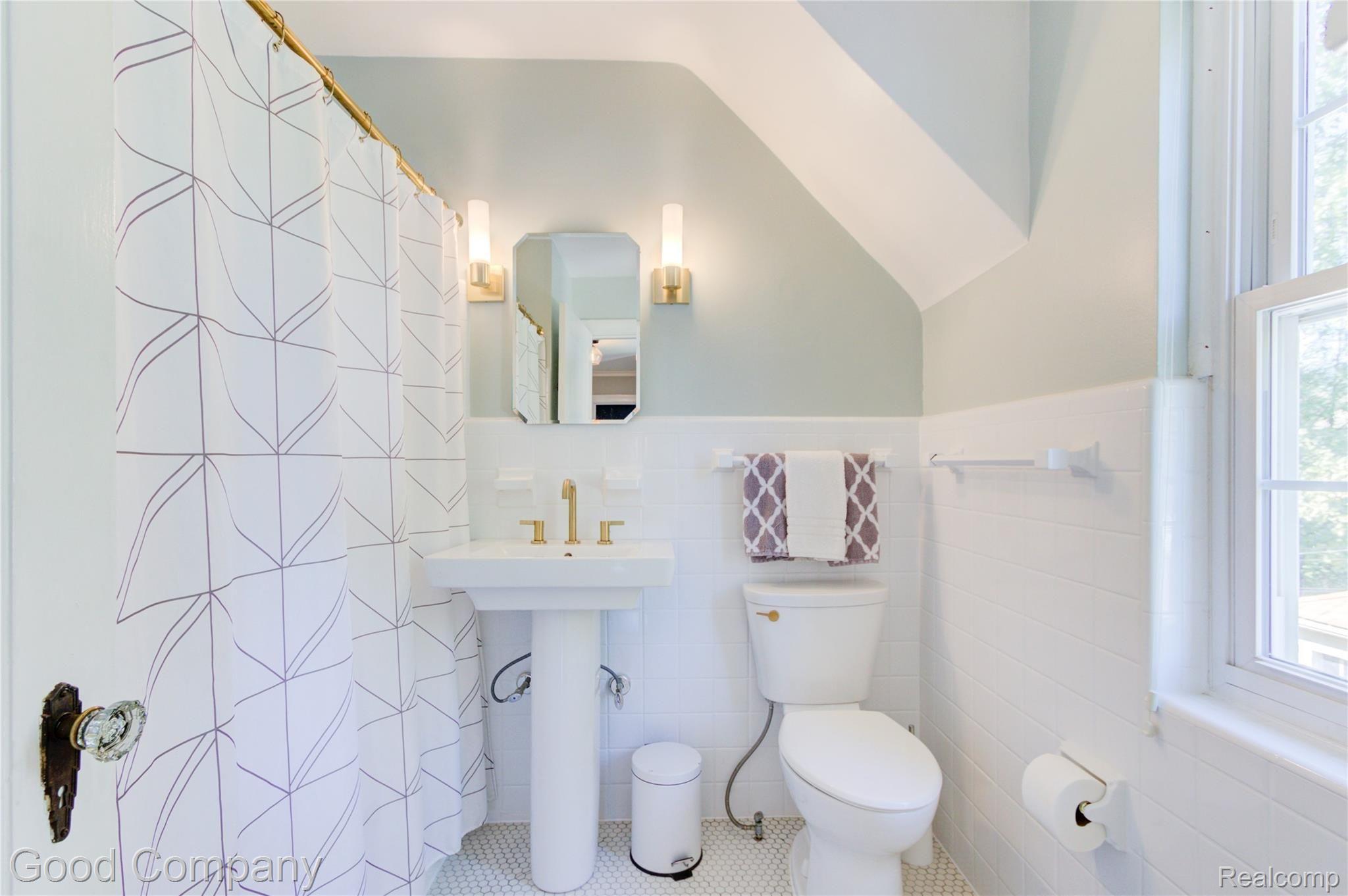 77 Amherst Road Pleasant Ridge, MI 48069 - Photo 27 of 51 77 Amherst Rd.-28