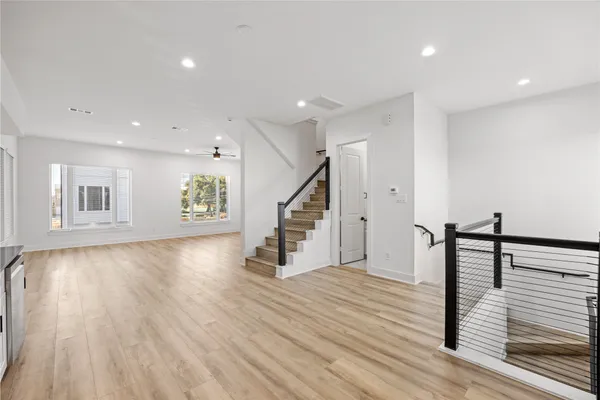 $1,700 | 14105 West Forest Drive, Houston, TX 77047