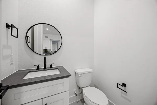 $1,700 | 14105 West Forest Drive, Houston, TX 77047