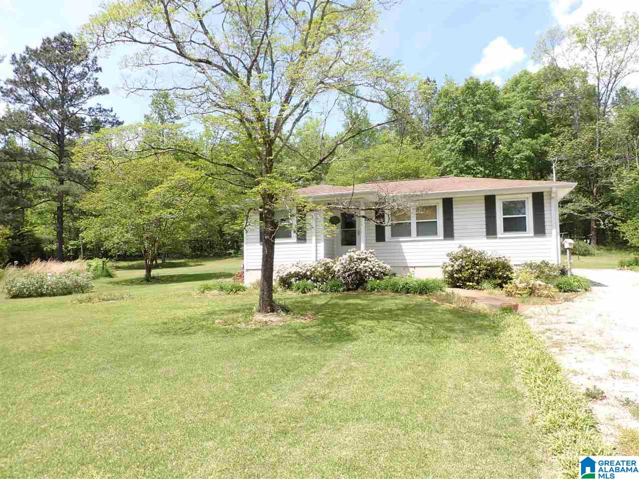 1064 Spring Valley Road Sylacauga, AL 35150 - Photo 2 of 19 Gallery Image 2