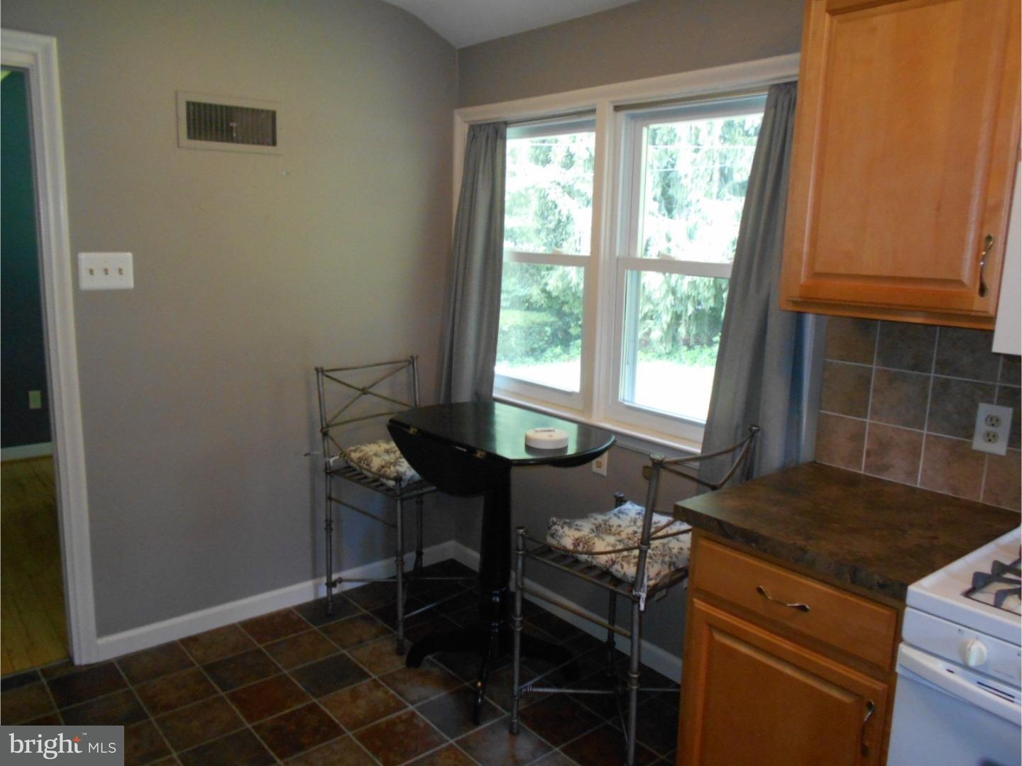 205 Wellington Road Shillington, PA 19607 - Photo 12 of 24 Kitchen