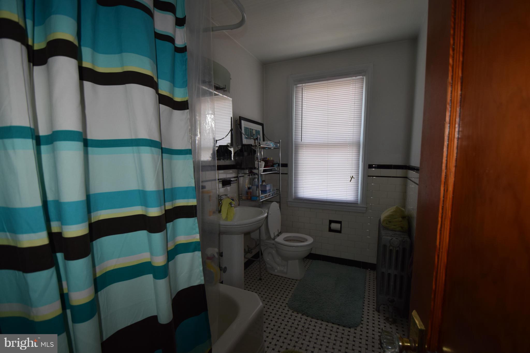 2908 Garnet Road Baltimore, MD 21234 - Photo 18 of 27 Bath