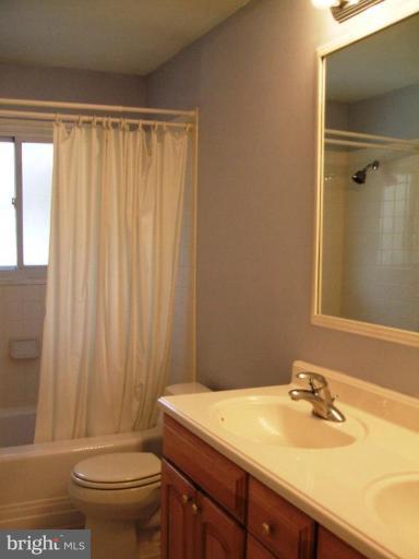 1610 Cedar Park Road Annapolis, MD 21401 - Photo 16 of 27 Bath #2