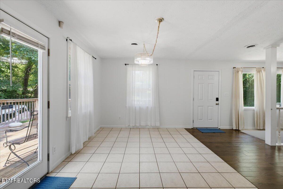 2319 Woods-Smith Road Knoxville, TN 37921 - Photo 12 of 39 12-Dining Area