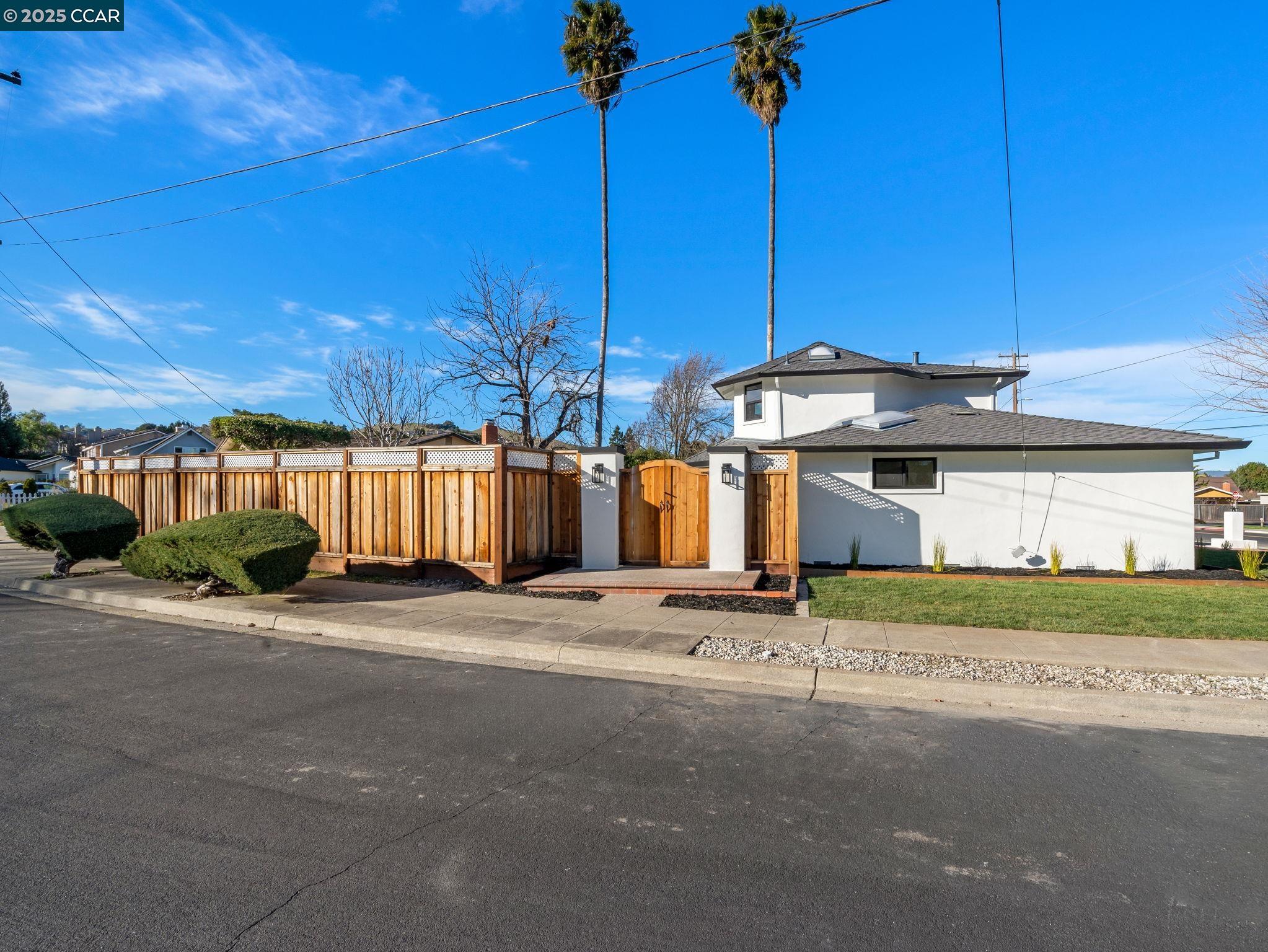 7506 Amarillo Road Dublin, CA 94568 - Photo 8 of 60