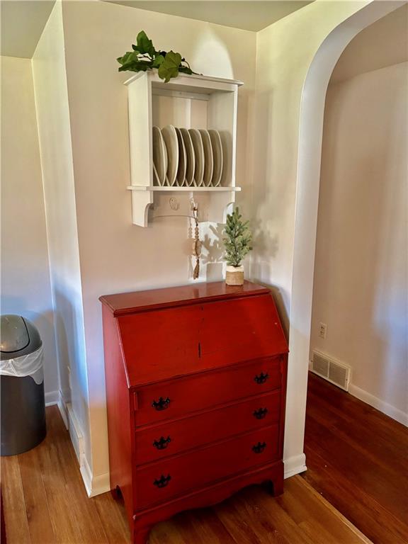 363 Stuber Road New Brighton, PA 15066 - Photo 8 of 38 Gallery Image 8