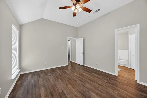 $1,875 | 3205 Carverly Avenue, Fort Worth, TX 76119