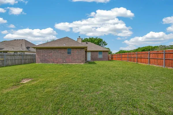 $1,875 | 3205 Carverly Avenue, Fort Worth, TX 76119