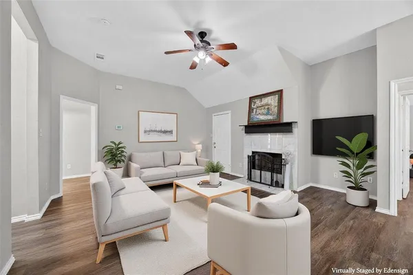 $1,875 | 3205 Carverly Avenue, Fort Worth, TX 76119
