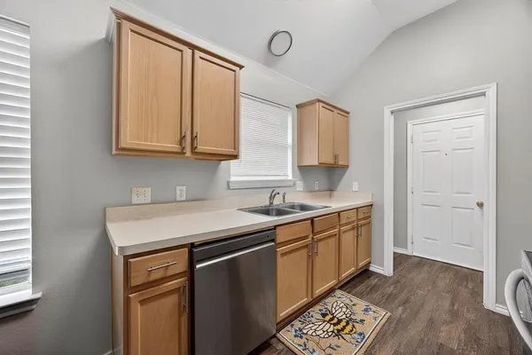 $1,875 | 3205 Carverly Avenue, Fort Worth, TX 76119