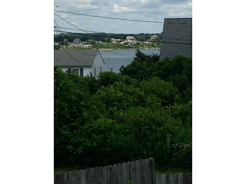 7 Dolphin Road Narragansett, RI 02882 - Photo 5 of 15 View.