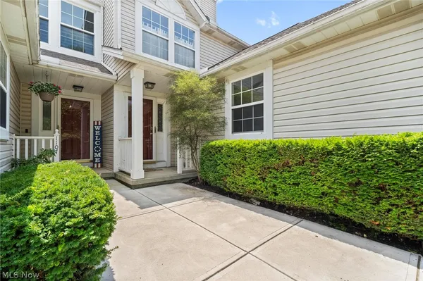 $220,000 | 1105 Windmill Way North, Avon, OH 44011