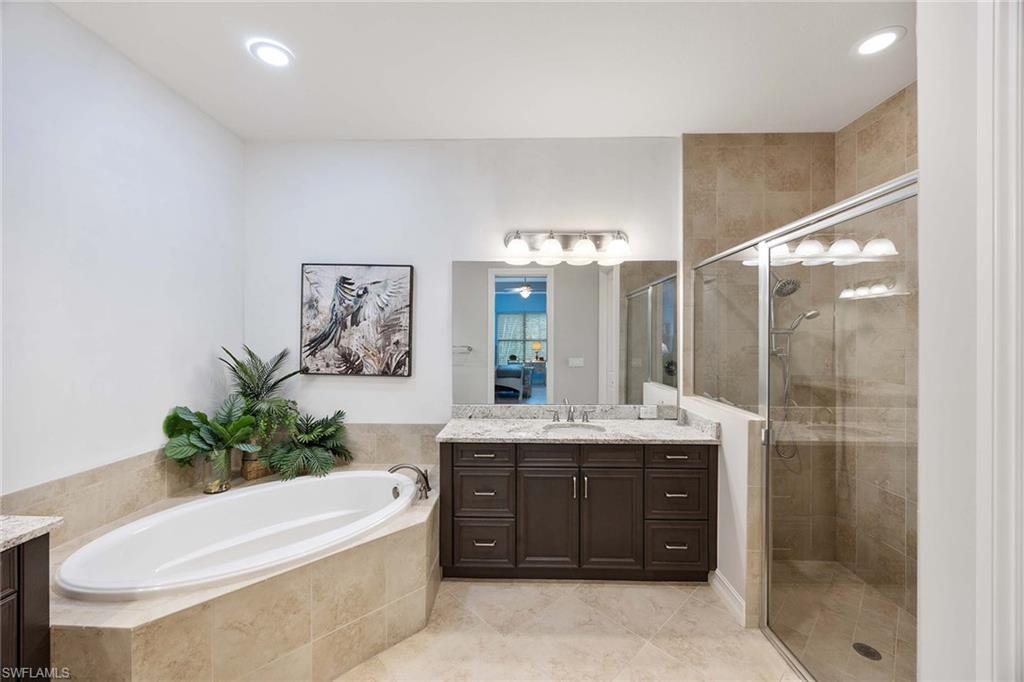 6603 Roma Way Naples, FL 34113 - Photo 25 of 49 Gallery Image 25