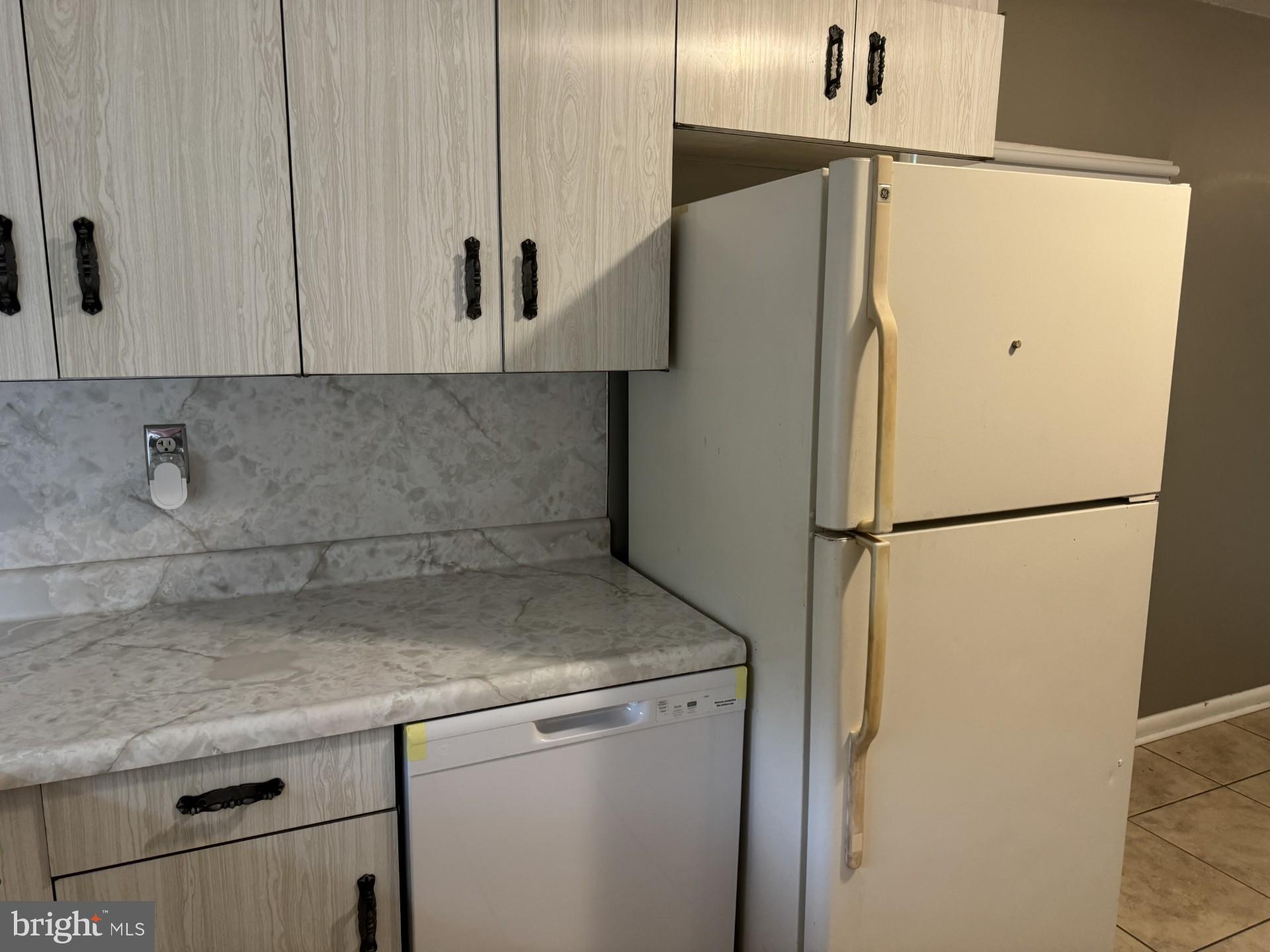 508 Warren Road Cockeysville, MD 21030 - Photo 6 of 19 kitchen