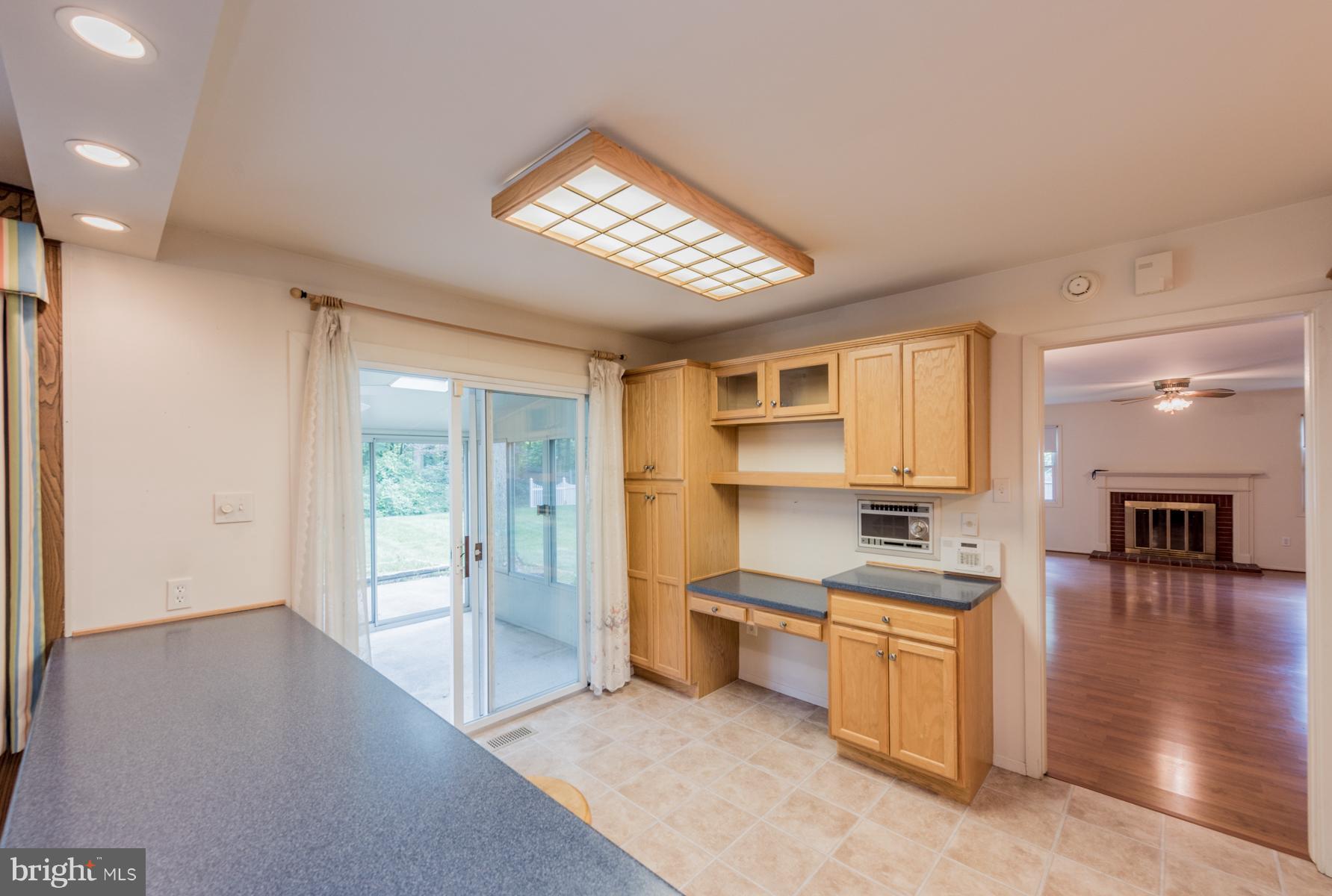 8745 Oxwell Lane Laurel, MD 20708 - Photo 8 of 30 Kitchen