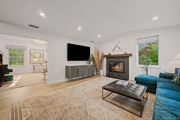 $2,650,000 | 24 Ludlow Drive, Chappaqua, NY 10514