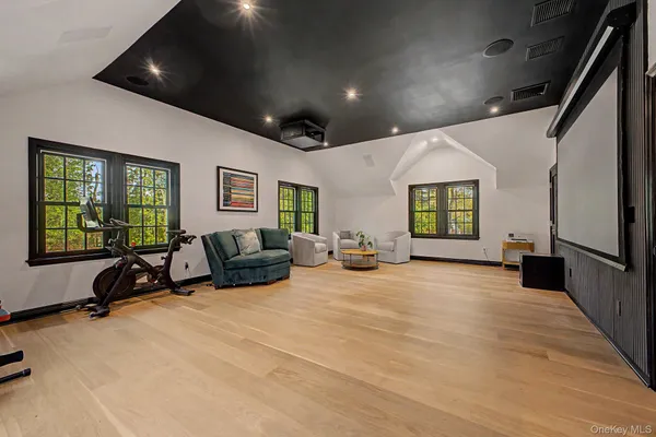 $2,650,000 | 24 Ludlow Drive, Chappaqua, NY 10514