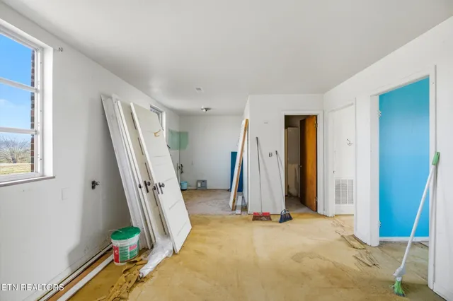 $549,900 | 8217 Rodgers Road, Corryton, TN 37721