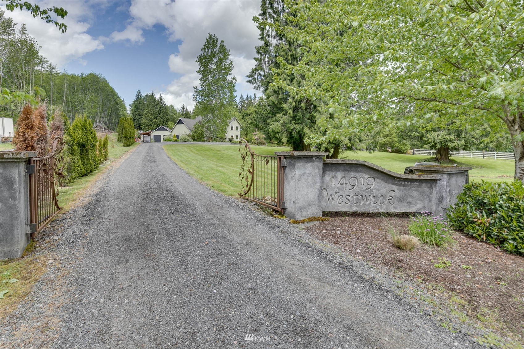 14919 Westwick Road Snohomish, WA 98290 - Photo 2 of 37 a view of a outdoor space
