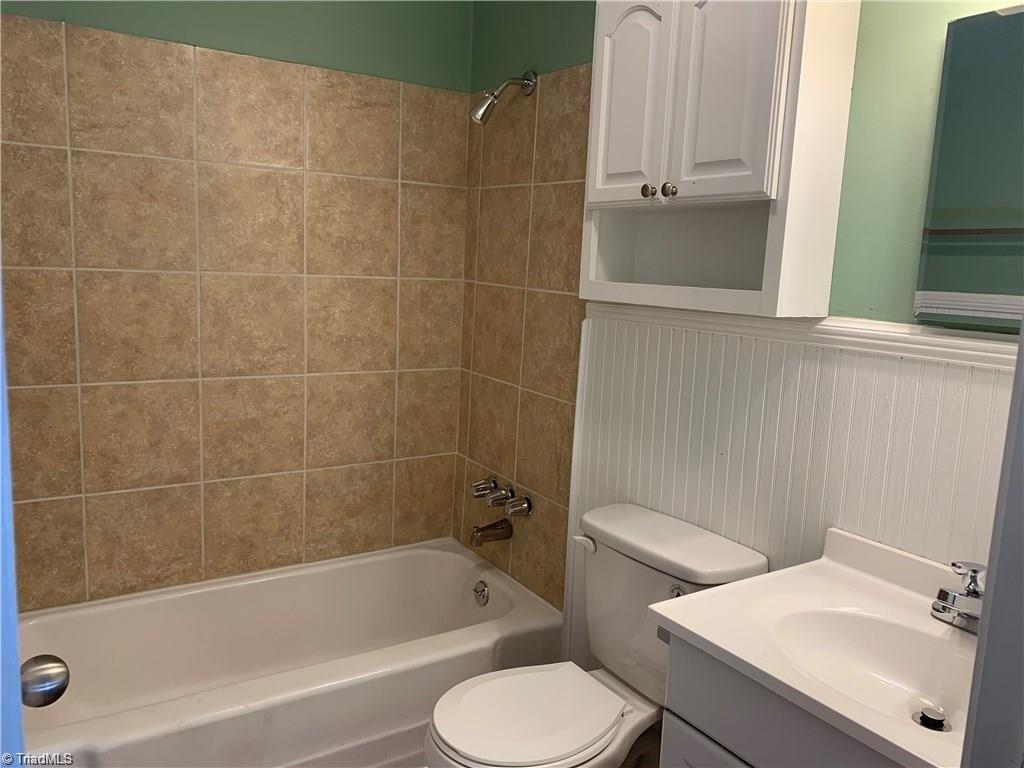 1509 East Commerce Avenue High Point, NC 27260 - Photo 3 of 6