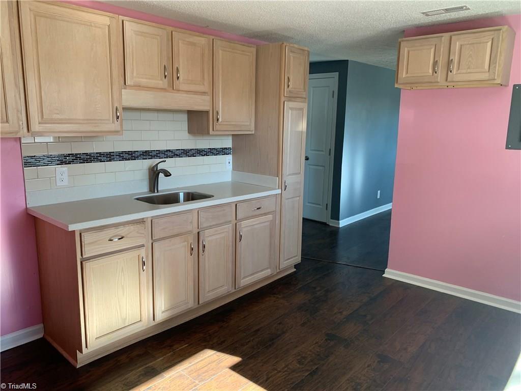 1509 East Commerce Avenue High Point, NC 27260 - Photo 6 of 6