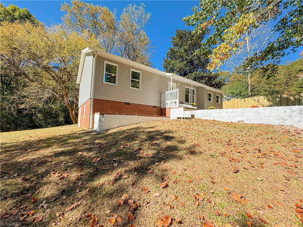 2240 Old Liberty Road Randleman, NC 27317 - Photo 4 of 25 Gallery Image 4