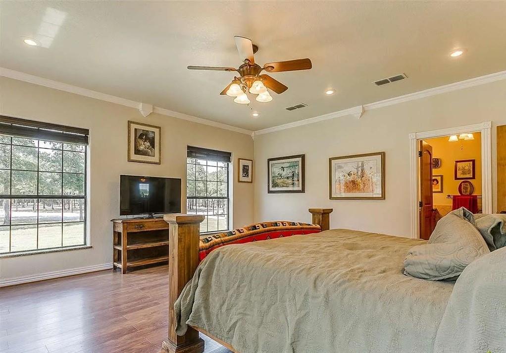 499 Ford Road Bowie, TX 76230 - Photo 15 of 40