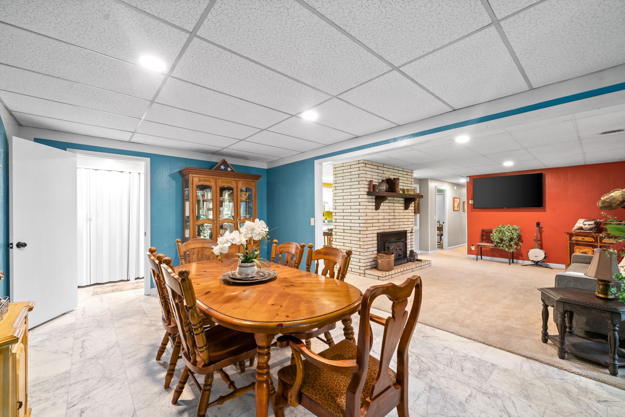 1040 Sensing Road Charlotte, TN 37036 - Photo 26 of 41 a view of a dining room with furniture window and outside view