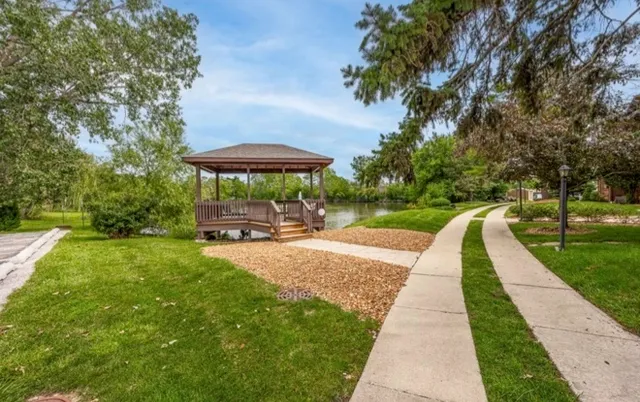 $205,000 | 7537 175th Street, Unit 534, Tinley Park, IL 60477