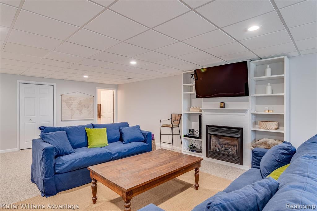 49698 Timber Trail Novi, MI 48374 - Photo 40 of 44