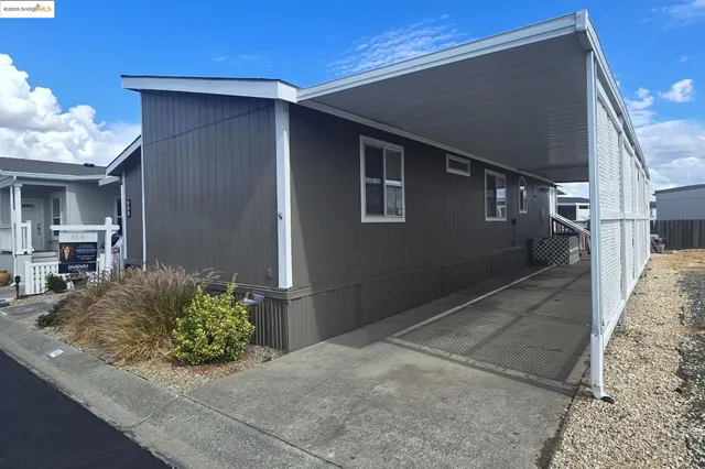 a house view with a outdoor space