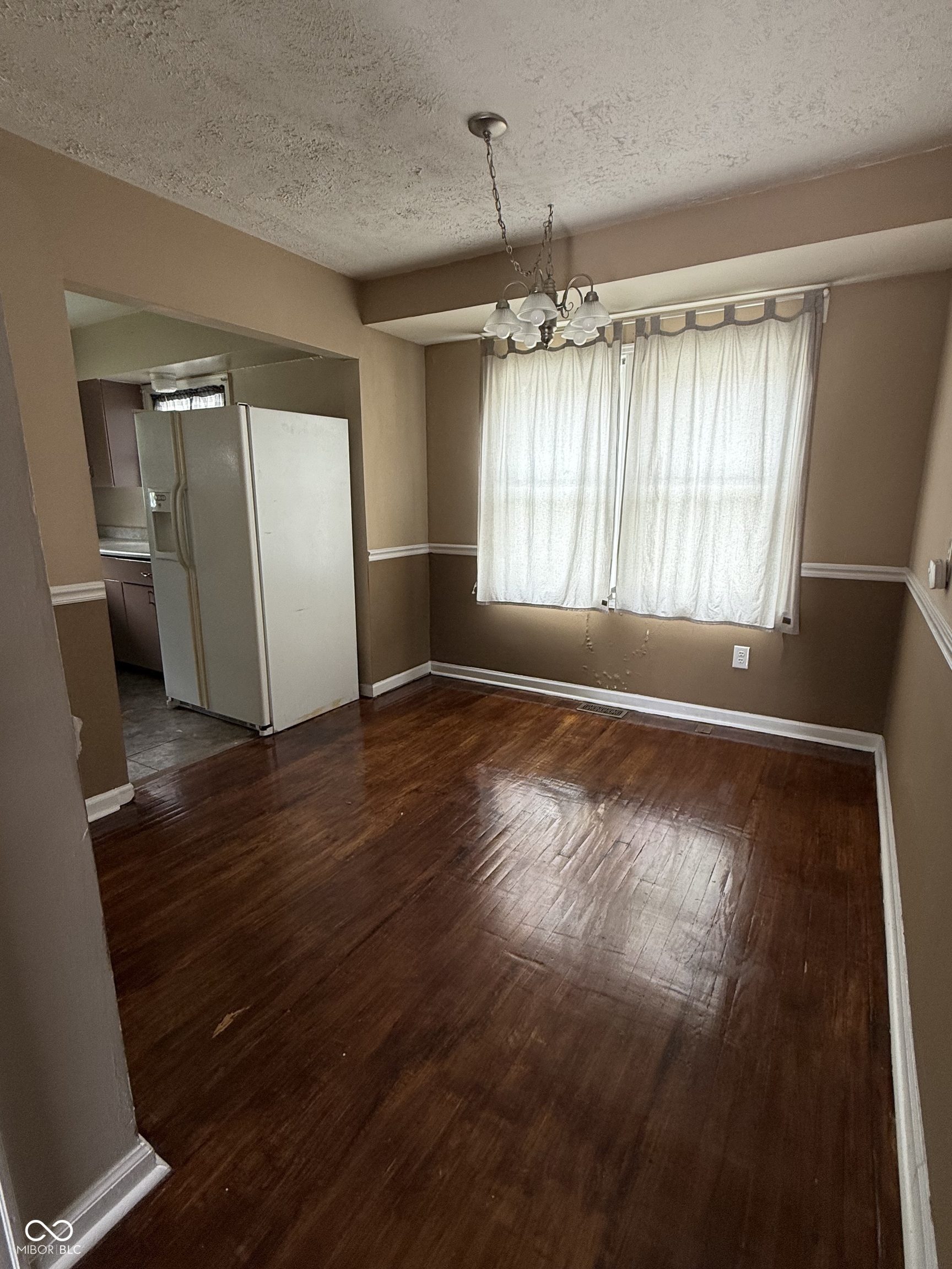 1654 Broad Ripple Avenue Indianapolis, IN 46220 - Photo 3 of 13