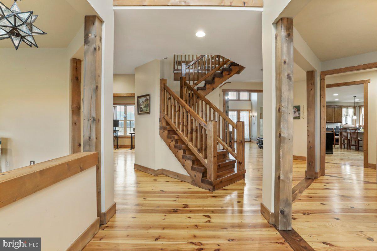 9763 Blue Spring Road Mercersburg, PA 17236 - Photo 6 of 85 GRAND ENTRY