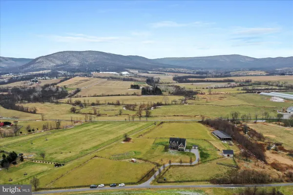 $897,900 | 9763 Blue Spring Road, Mercersburg, PA 17236