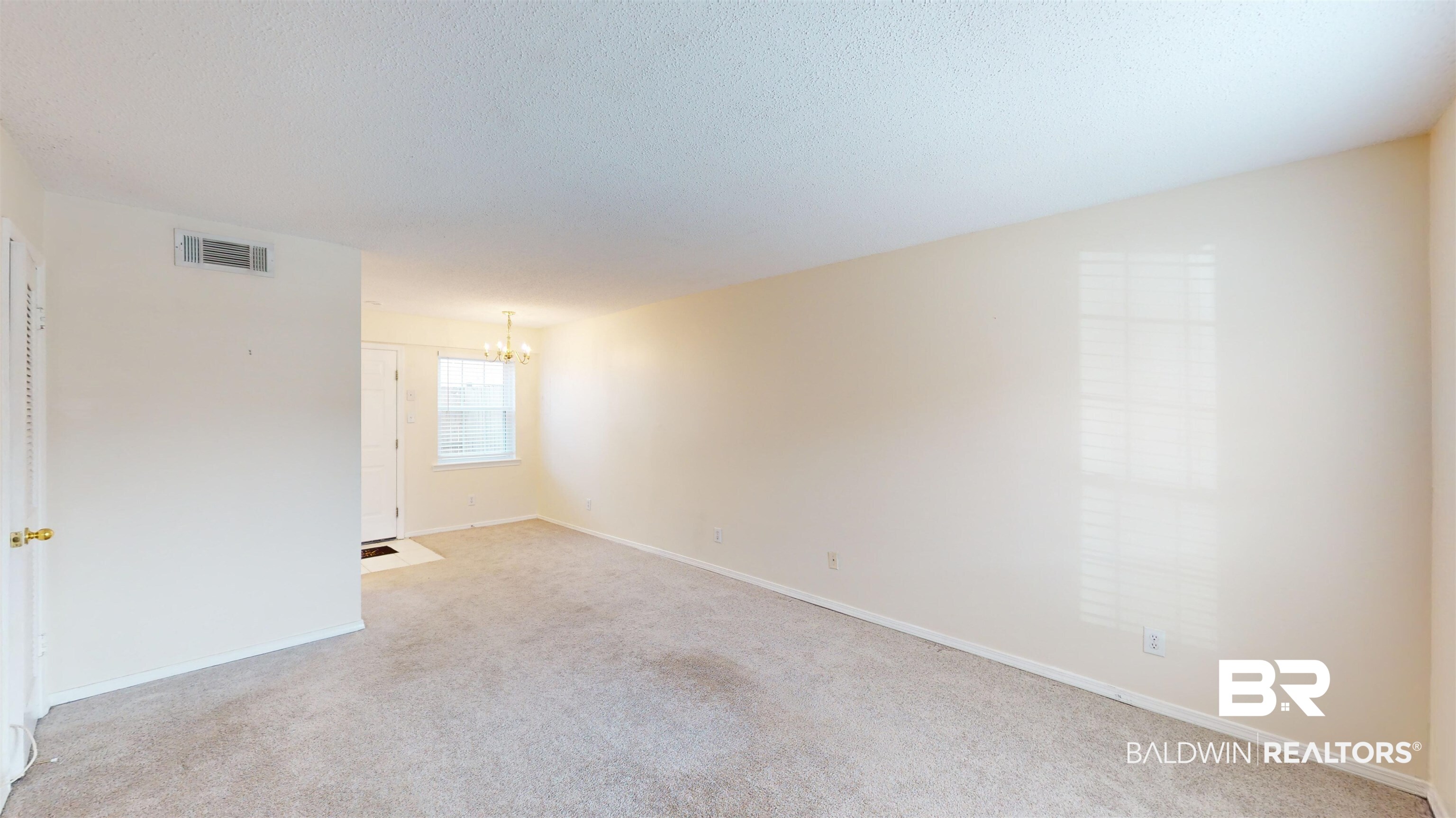 124 C Du Rhu Drive, Unit C Mobile, AL 36608 - Photo 2 of 13 Gallery Image 2