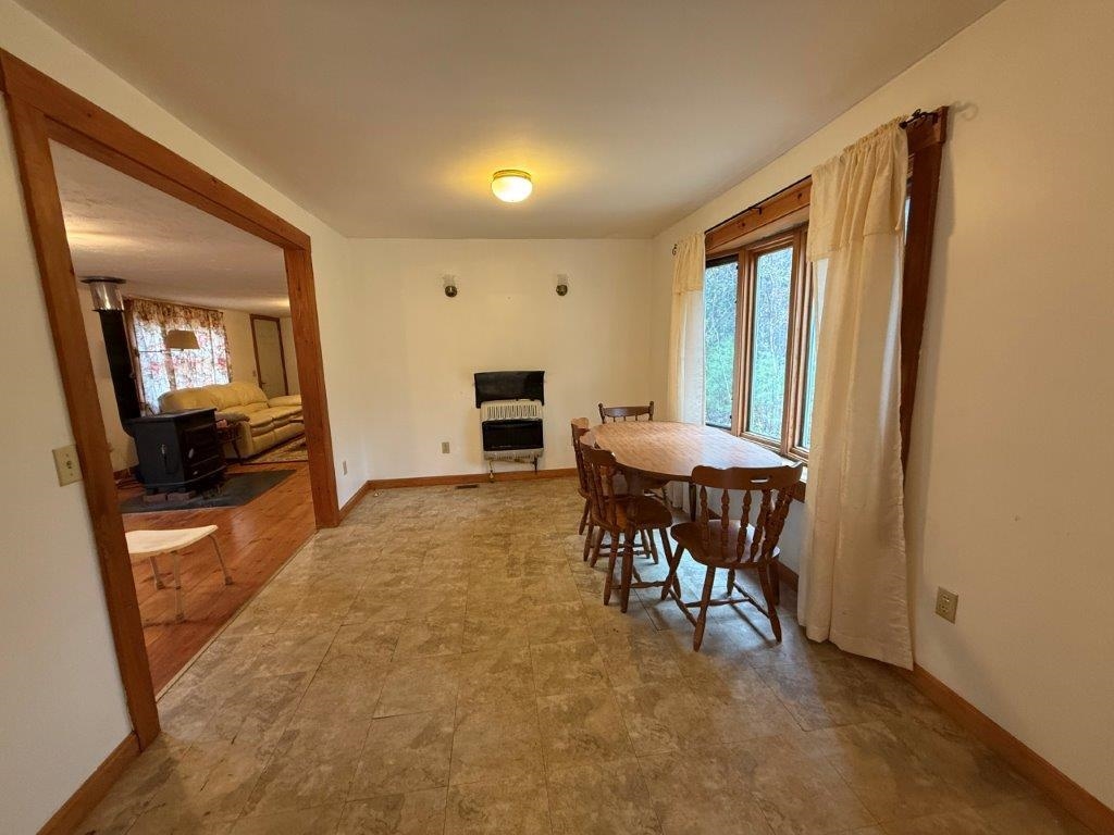 48 Spa Road Danbury, NH 03230 - Photo 5 of 38