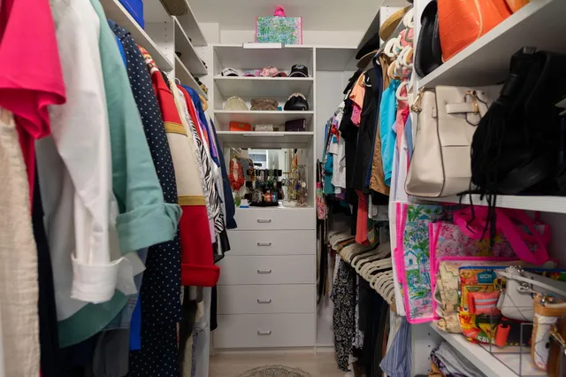 $379,000 | 804 East Windward Way, Unit 307, Lantana, FL 33462