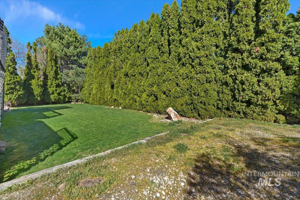2811 Apollo Place Caldwell, ID 83605 - Photo 30 of 31 View of grassy yard