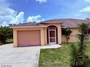 $1,550 | 1221 East 12th Street, Lehigh Acres, FL 33972