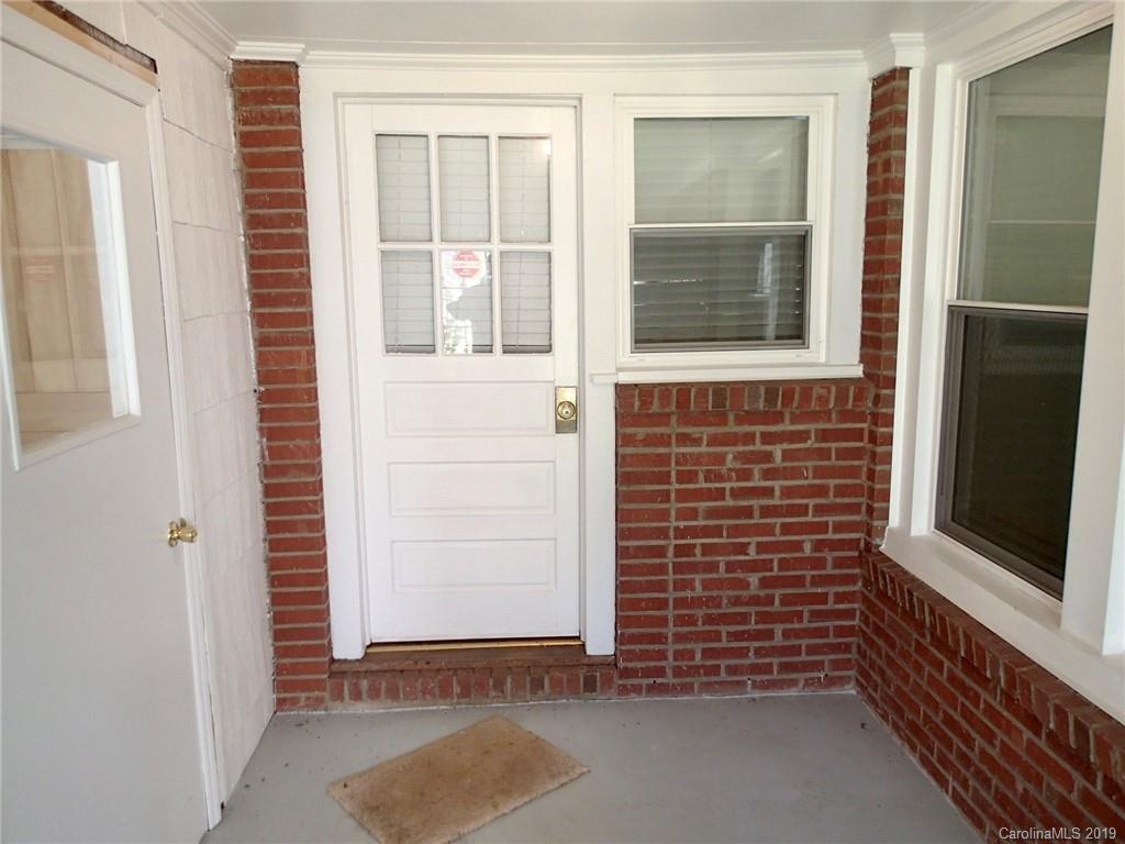 738 Highway 221 Rutherfordton, NC 28139 - Photo 5 of 22 Gallery Image 5