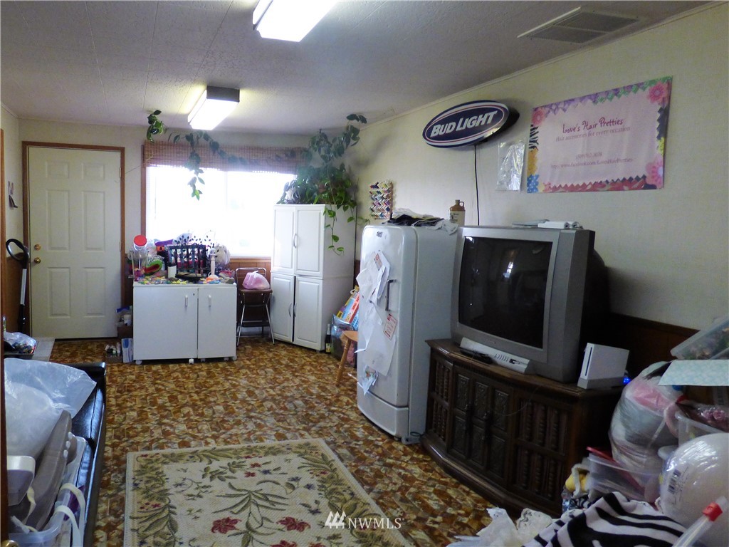 279 North Dale Road Moses Lake, WA 98837 - Photo 7 of 18 Gallery Image 7