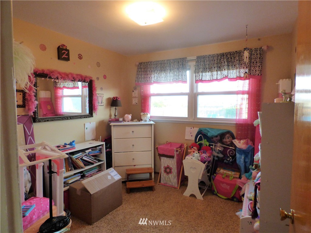 279 North Dale Road Moses Lake, WA 98837 - Photo 9 of 18 Gallery Image 9