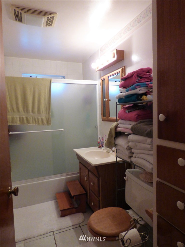 279 North Dale Road Moses Lake, WA 98837 - Photo 10 of 18 Gallery Image 10