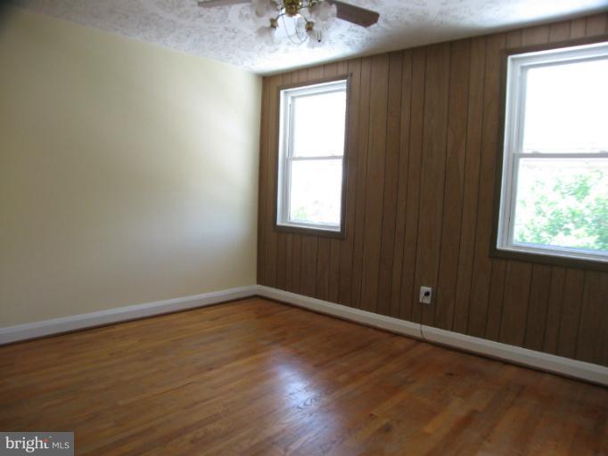 349 Leeanne Road Essex, MD 21221 - Photo 2 of 21 Bedroom (Master)