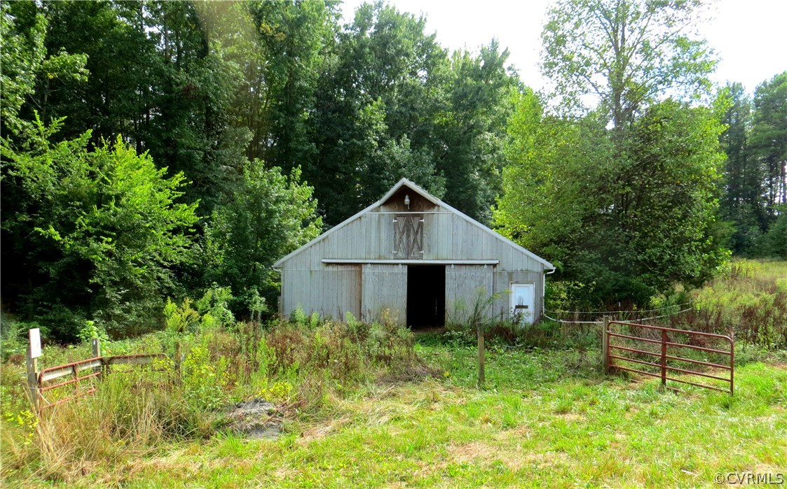 16233 Pleasant Mill Road Montpelier, VA 23192 - Photo 6 of 18 Gallery Image 6
