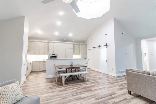 $549,000 | 18018 Ozark Lane, Higginsville, MO 64037