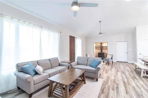 $549,000 | 18018 Ozark Lane, Higginsville, MO 64037