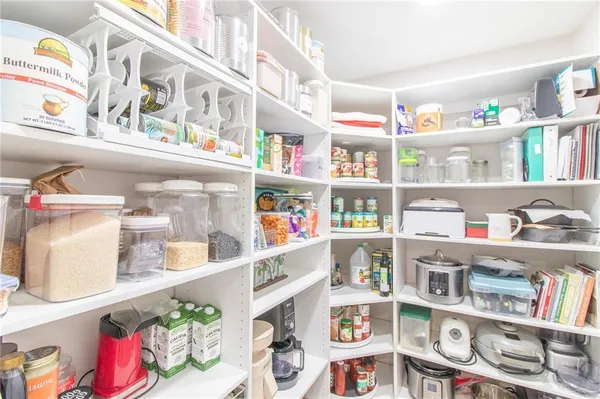 $549,000 | 18018 Ozark Lane, Higginsville, MO 64037