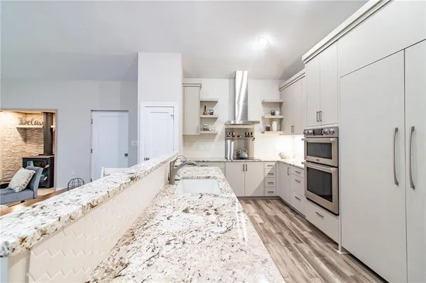 $549,000 | 18018 Ozark Lane, Higginsville, MO 64037